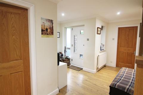 5 bedroom detached house for sale - New Lane, Skelmanthorpe, Huddersfield HD8 9EH