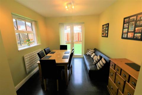 3 bedroom detached house for sale - Meadowgate, Brampton Bierlow, Rotherham