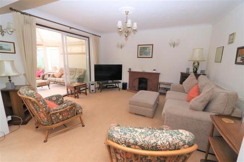 59 Burses Way, Hutton, Brentwood, CM13 2PS