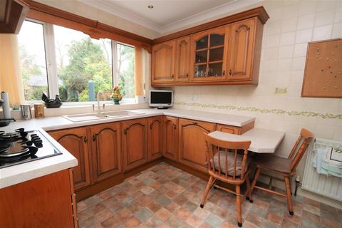 59 Burses Way, Hutton, Brentwood, CM13 2PS
