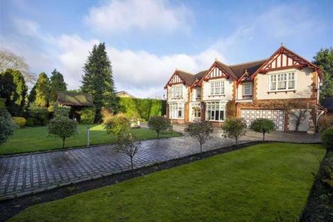 6 bedroom detached house for sale - Wrexham Road, Whitchurch