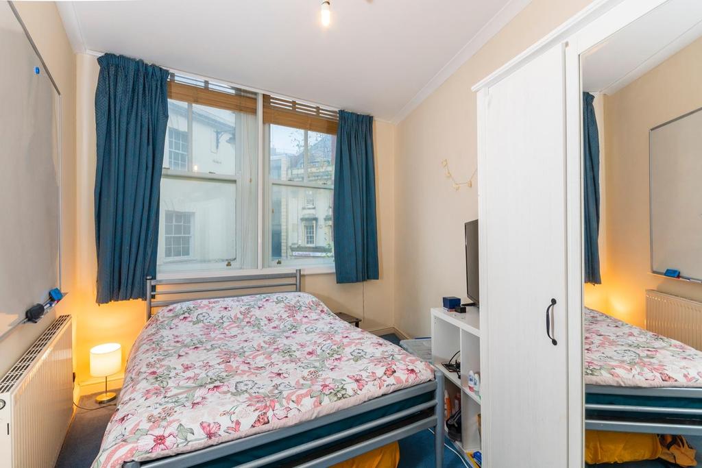 TEERTSHSRAM301 - Bedroom B.jpg