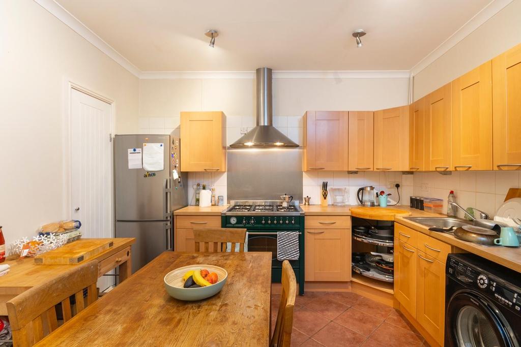 TEERTSHSRAM301 - Kitchen B.jpg