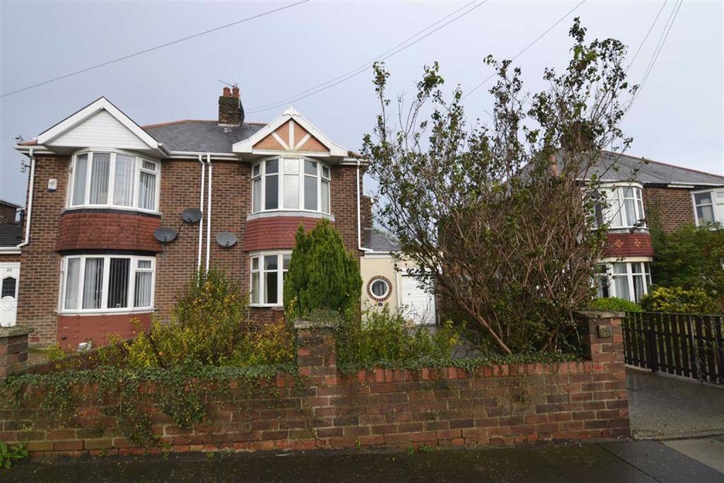 Rake Lane, North Shields 2 bed semidetached house £695 pcm (£160 pw)