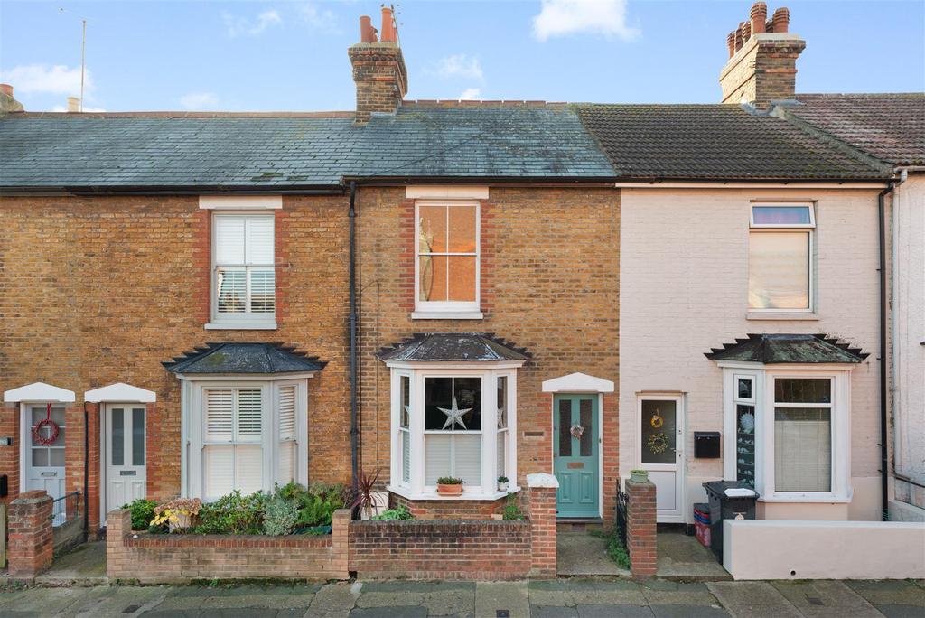 Sydenham Street, Whitstable 3 bed terraced house £435,000