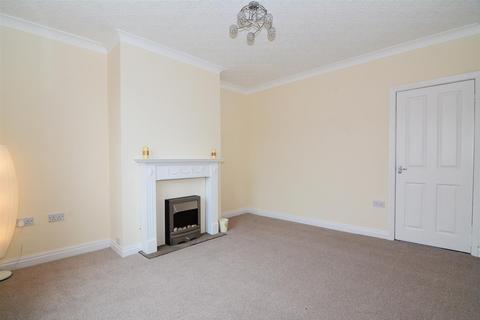 114 Broadway, Horsforth, Leeds, LS18 4HQ