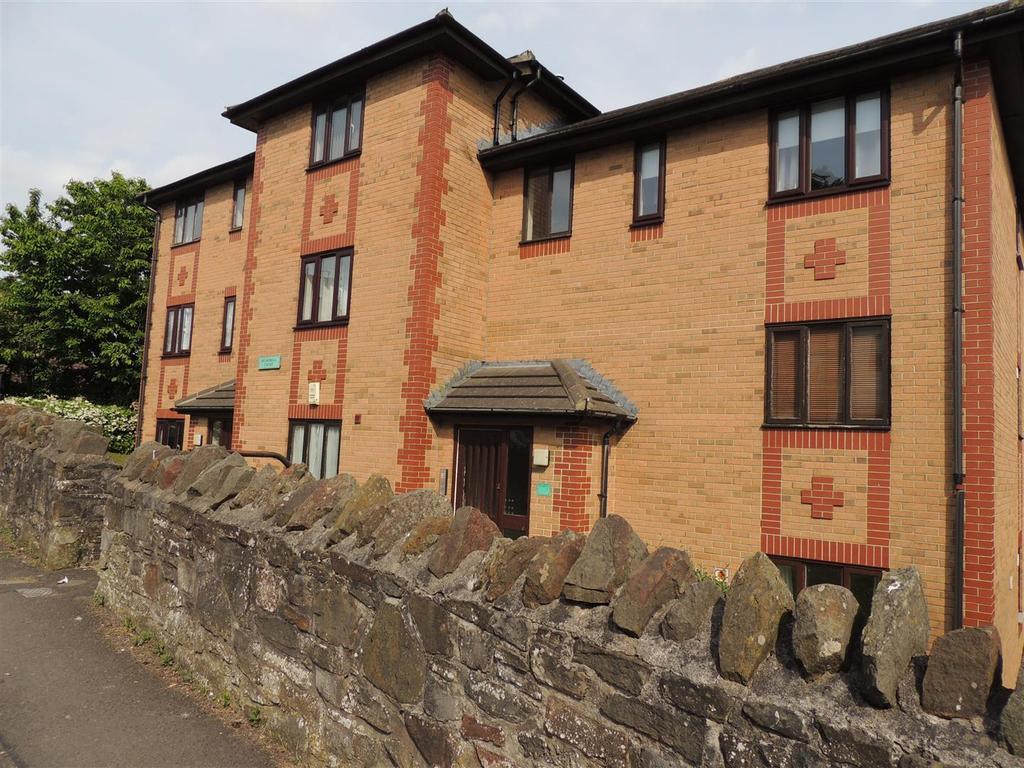 Memorial Road, Hanham, Bristol 1 bed apartment £725 pcm (£167 pw)