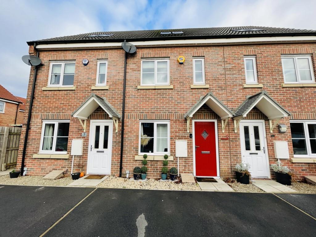 Braeburn Road, Sherburn In Elmet, Leeds 3 bed townhouse £190,000