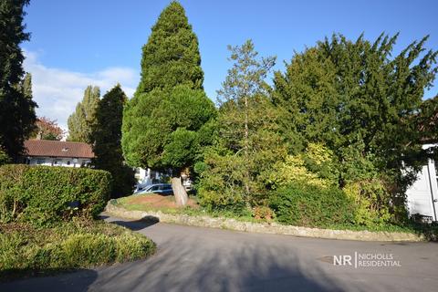 11 Drummond Gardens, Epsom, KT19 8RP