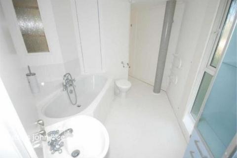 1 bedroom apartment to rent, Sneyd Street, Stoke-on-trent