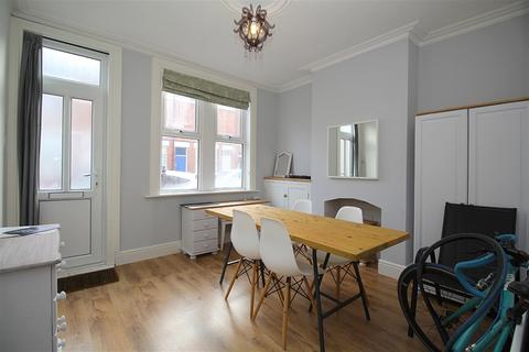 undefined, Station Street, Loughborough, LE11