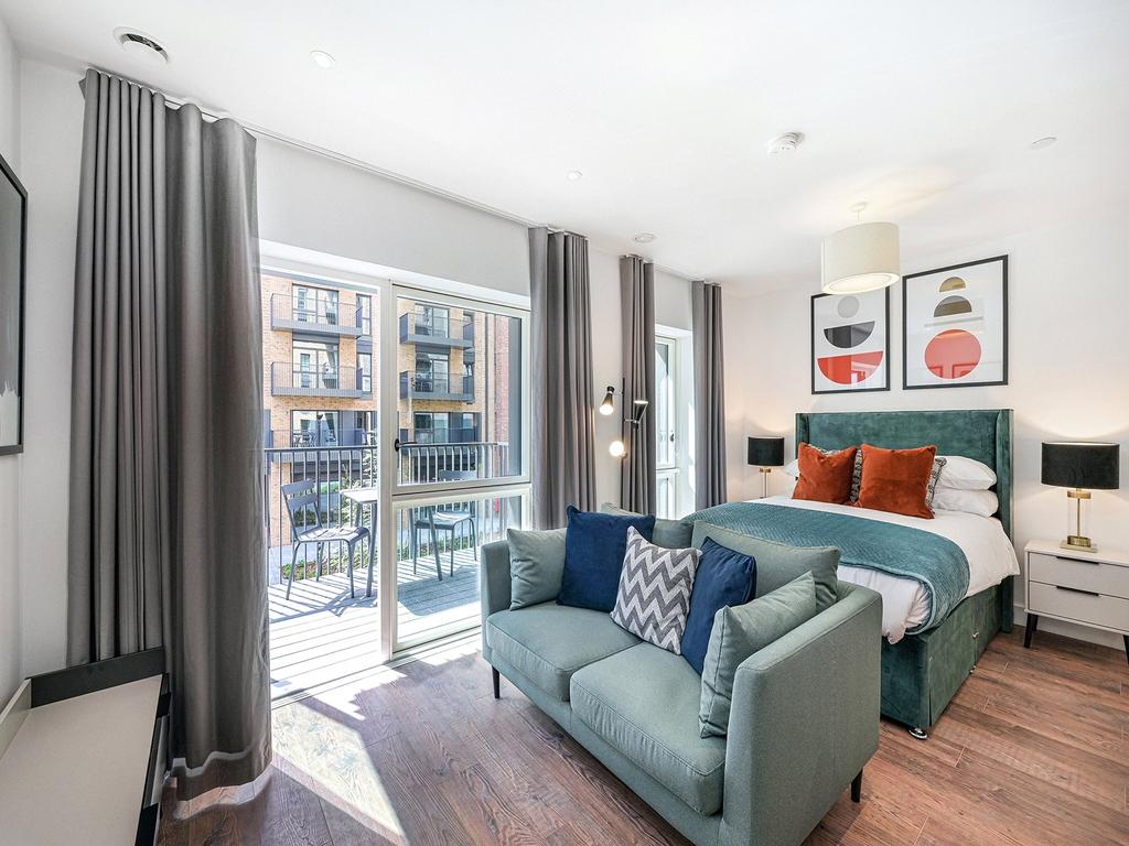 Apo, Barking Wharf Square, Barking, IG11 Studio £1,250 pcm (£288 pw)