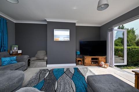 17 James Way, Donnington, Telford, TF2 8AU