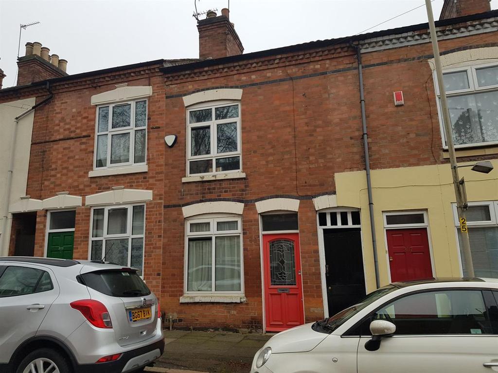 Avenue Road Extension, Leicester 3 bed terraced house £910 pcm (£210 pw)