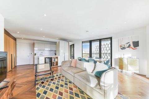 2 bedroom apartment to rent, Ambassador Building, Embassy Gardens, London, SW11