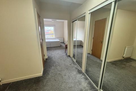 2 bedroom flat to rent, West Street, Tradeston, Glasgow, G5