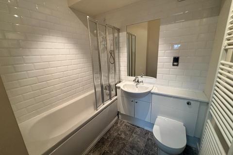 2 bedroom flat to rent, West Street, Tradeston, Glasgow, G5