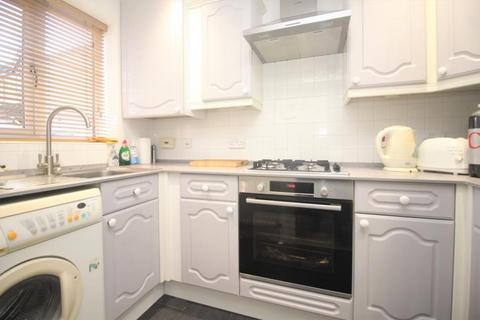 2 bedroom end of terrace house to rent, Coverack Place, Tattenhoe