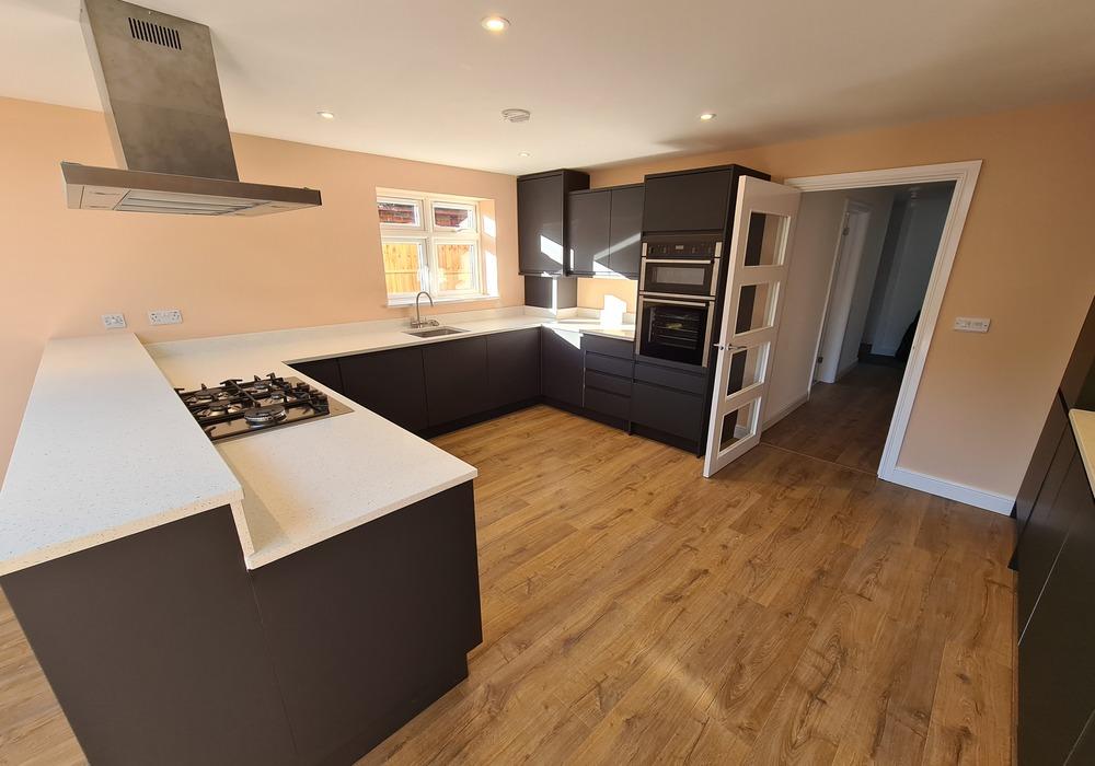 Calmore Road, Old Calmore, Southampton SO40 3 bed detached house £475,000