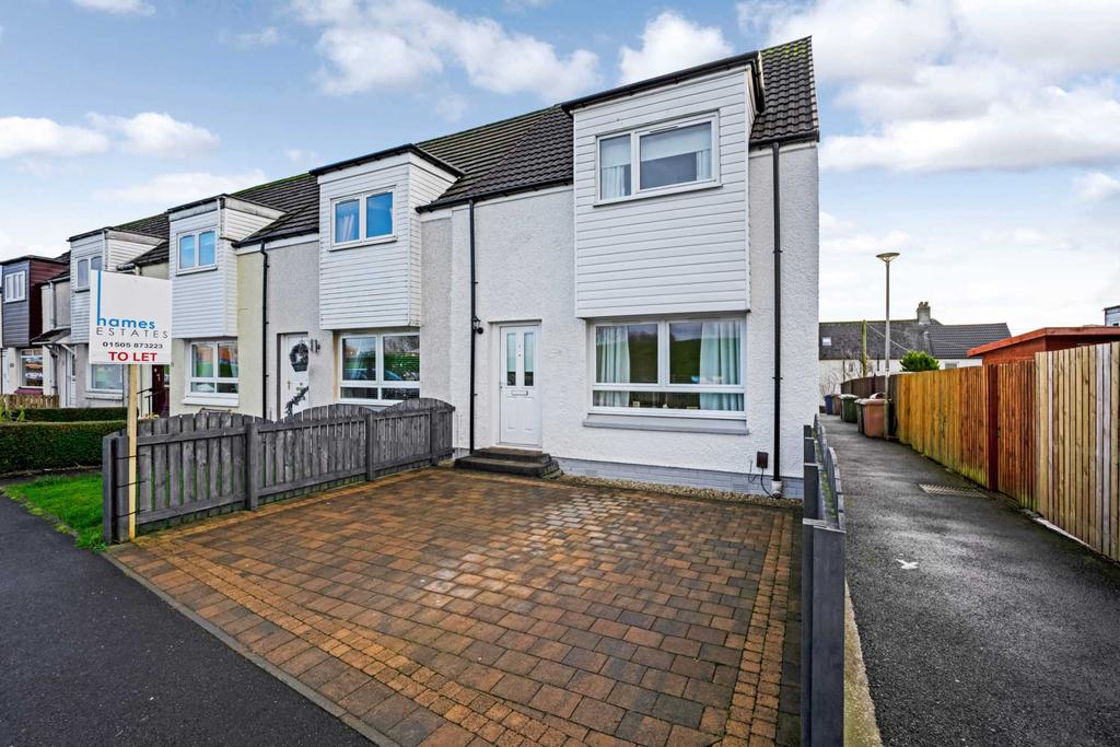 Meadside Avenue, Kilbarchan 2 bed end of terrace house £795 pcm (£183 pw)