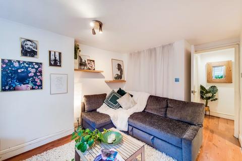 1 bedroom flat to rent, Hindmans Road,  London, SE22