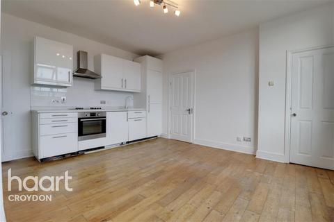 2 bedroom flat to rent, Park Lane, CR0