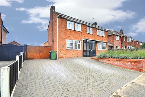 3 bedroom detached house to rent, Northwick Road, Worcester, WR3