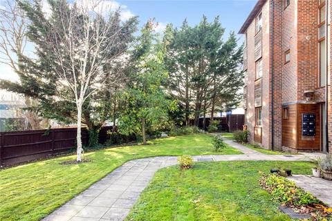 2 bedroom apartment for sale - Edwards Close, Kings Worthy, Winchester, Hampshire, SO23
