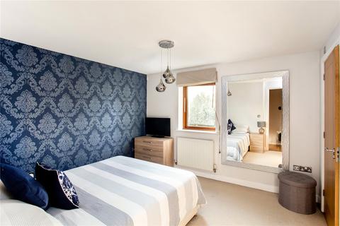 6 Edwards Close, Kings Worthy, Winchester, SO23 7HX
