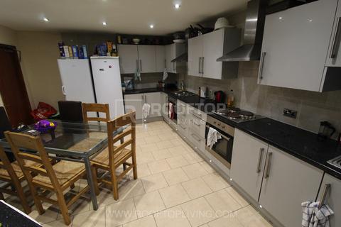 9 bedroom house to rent, Regent Park Terrace, Leeds LS6