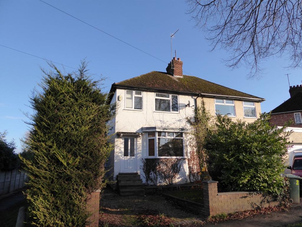 Sinclair Avenue, Banbury 3 bed semidetached house £249,950