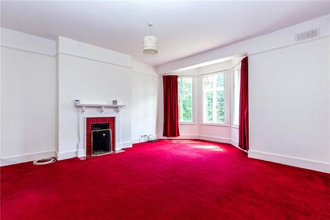 3 bedroom property to rent, Cross Oak Road, Berkhamsted