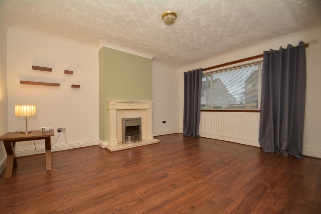 95 Moraine Drive, GLASGOW, G15 6EZ 3 bed terraced house £139,995