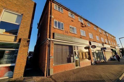 3 bedroom apartment to rent, Staines Road West, Sunbury-on-Thames