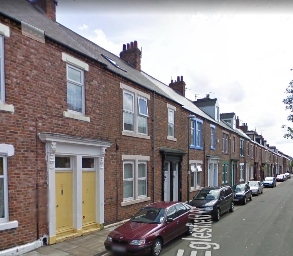 Eglesfield Road, South Shields, Tyne and Wear, NE33 5 bed terraced
