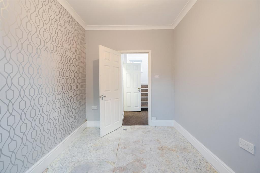 Bedroom 5 / Dining R