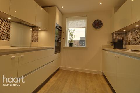 7 Overhill Close, Trumpington, Cambridge, CB2 9FE