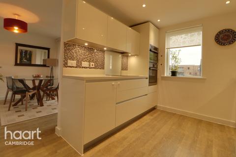 7 Overhill Close, Trumpington, Cambridge, CB2 9FE