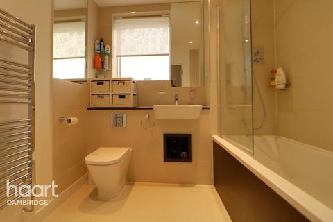 7 Overhill Close, Trumpington, Cambridge, CB2 9FE