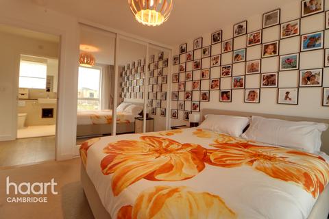 7 Overhill Close, Trumpington, Cambridge, CB2 9FE