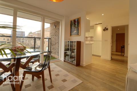 7 Overhill Close, Trumpington, Cambridge, CB2 9FE