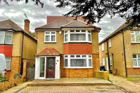 4 bedroom detached house to rent - Moorfield Road, Denham Green