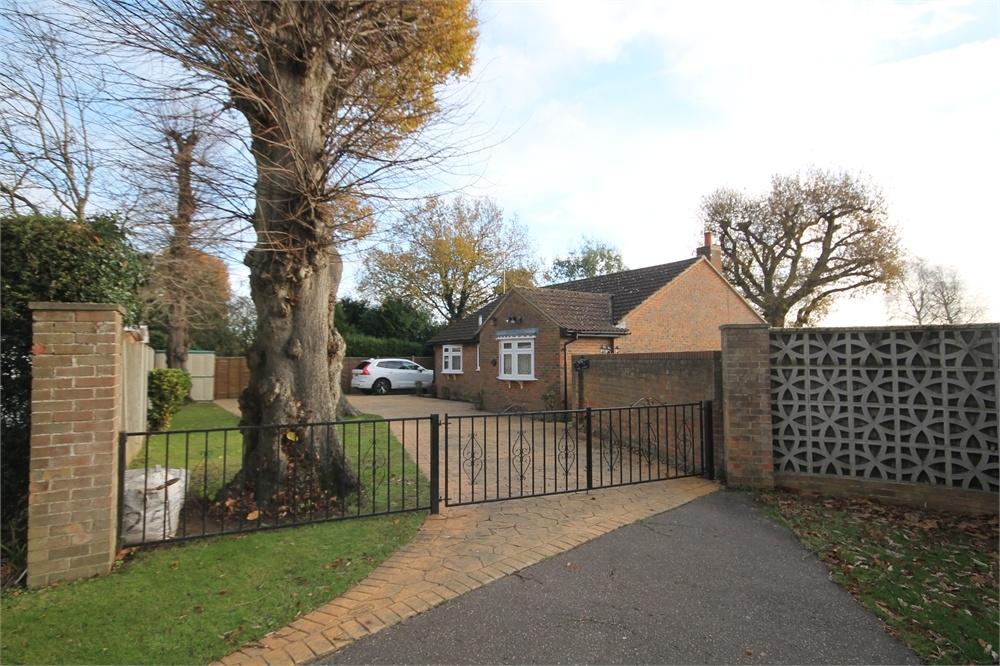 Cherrywood Drive, COLCHESTER 3 bed detached bungalow £460,000