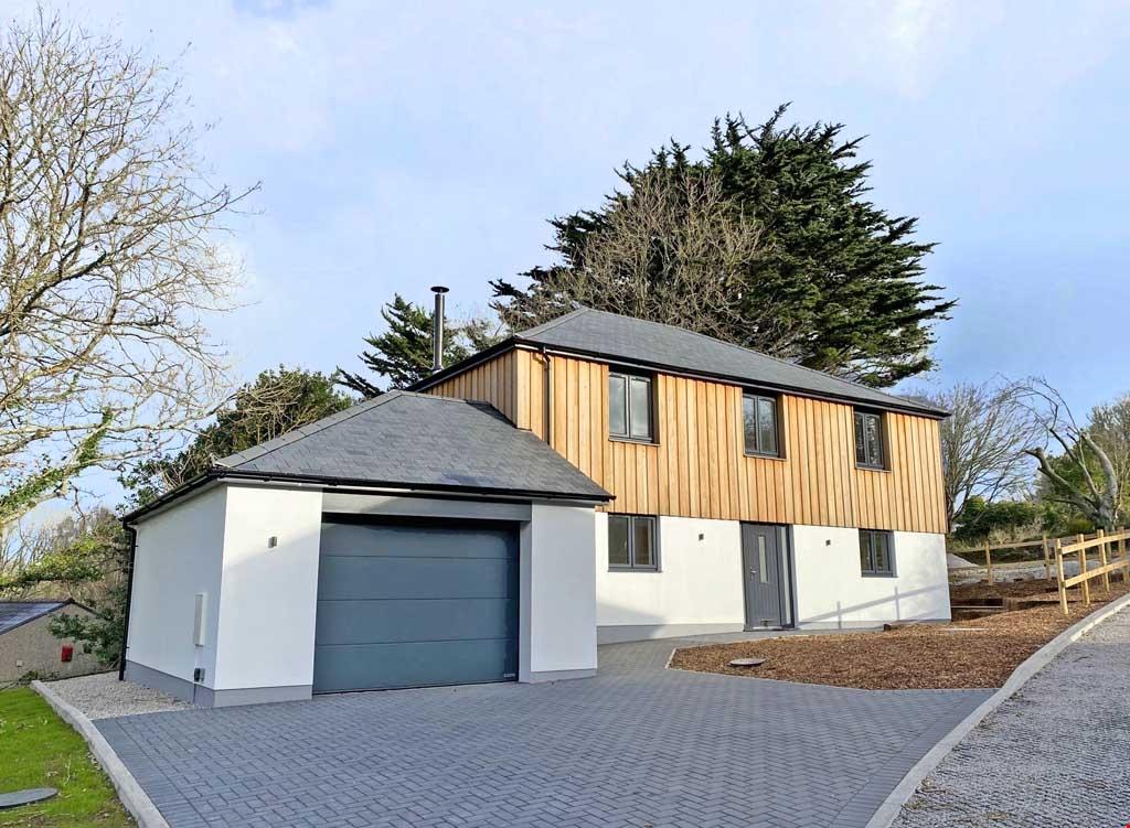 Harris Mill, Nr. Illogan, Cornwall 4 bed detached house £575,000