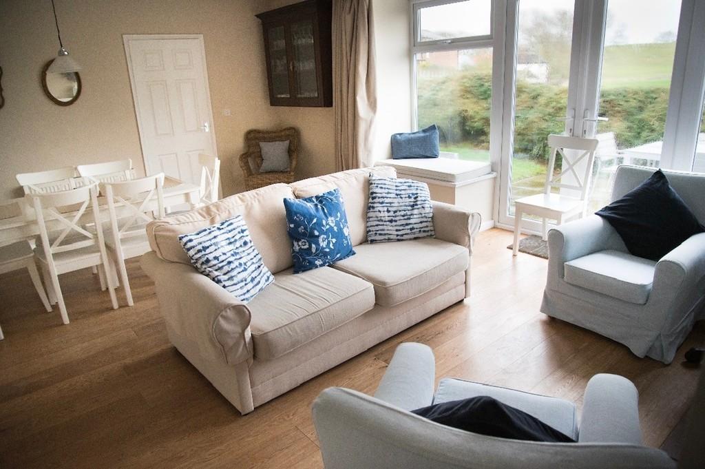 Marbury, Whitchurch 3 bed detached bungalow £1,200 pcm (£277 pw)