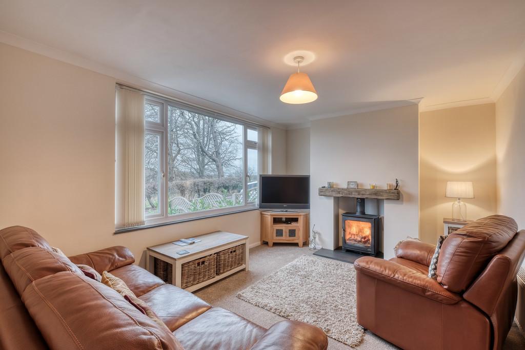 The Park, Hewell Grange, Tardebigge... 4 bed semidetached house £300,000