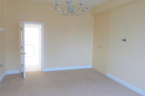 Studio to rent, Hague House, Sewardstone Road