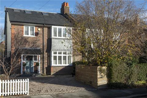 33 Richmond Road, London, SW20 0PG