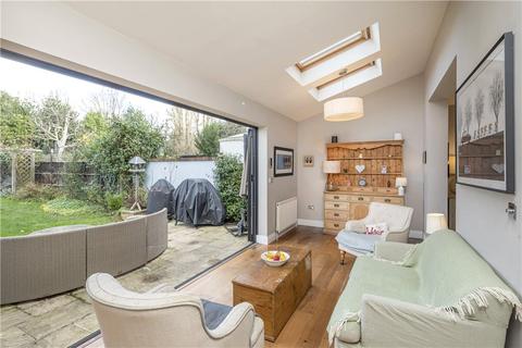 33 Richmond Road, London, SW20 0PG