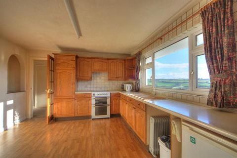12 Broad Close, North Molton, South Molton, EX36 3JD